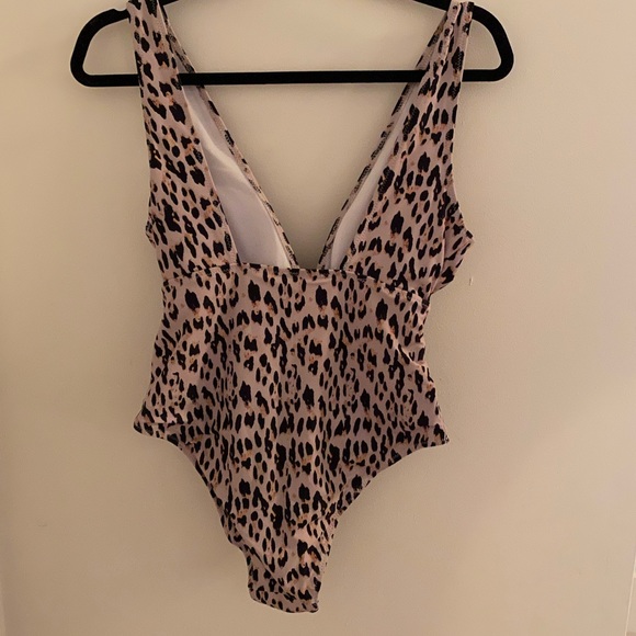 BRAND NEW one piece bathing suit - Picture 2 of 3